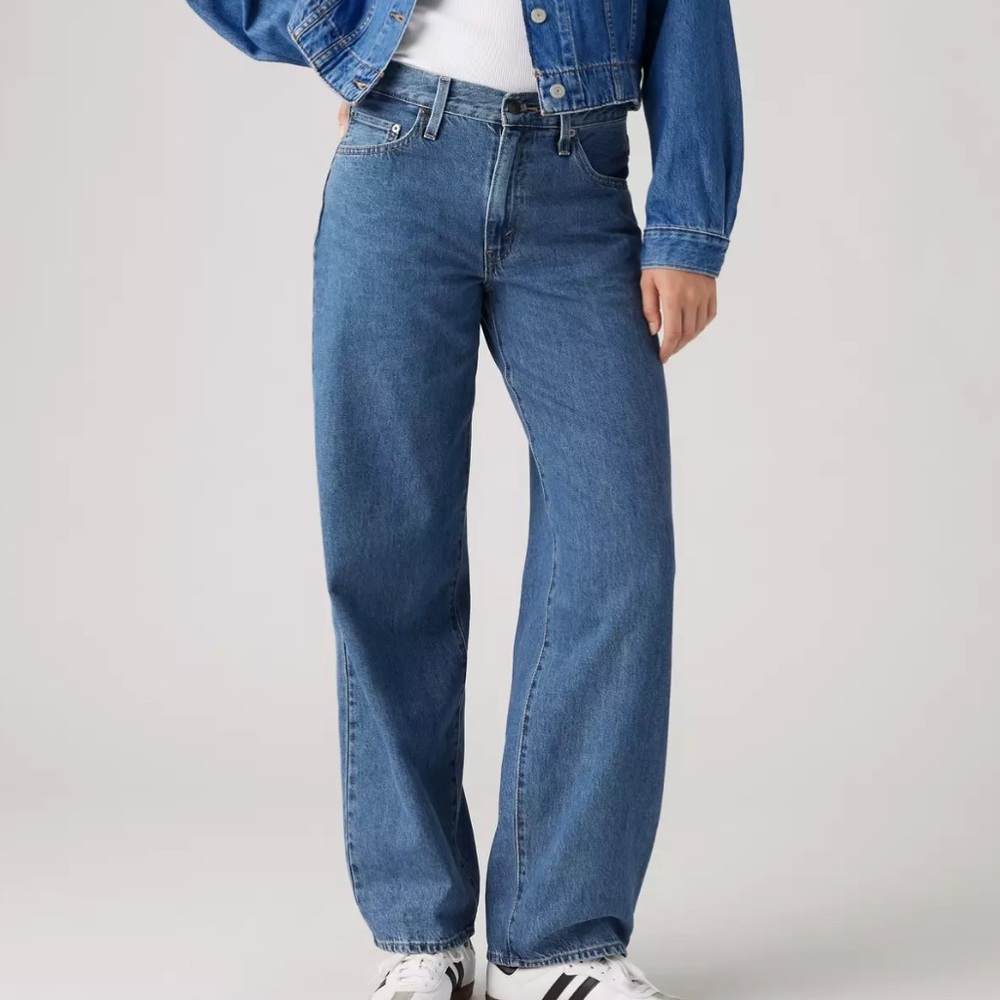 Levi's Premium - Women’s baggy dad jeans -25x30 NWOT